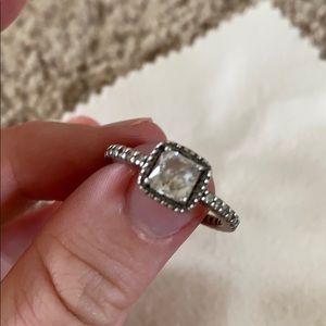 Pandora Ring